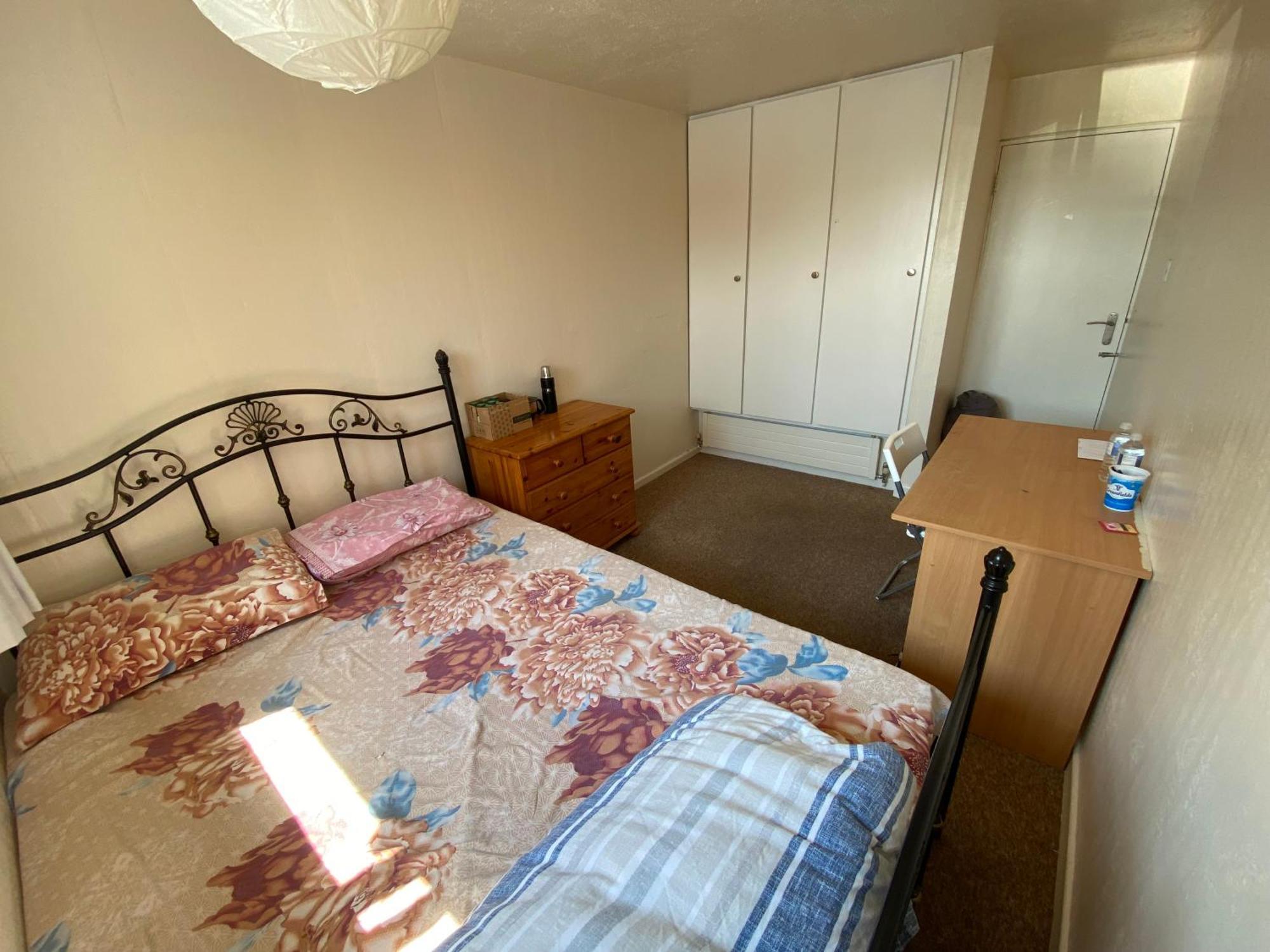 Two-Bedroom Flat Close To Uni & Shopping Center With Free Parking Κόβεντρι Εξωτερικό φωτογραφία